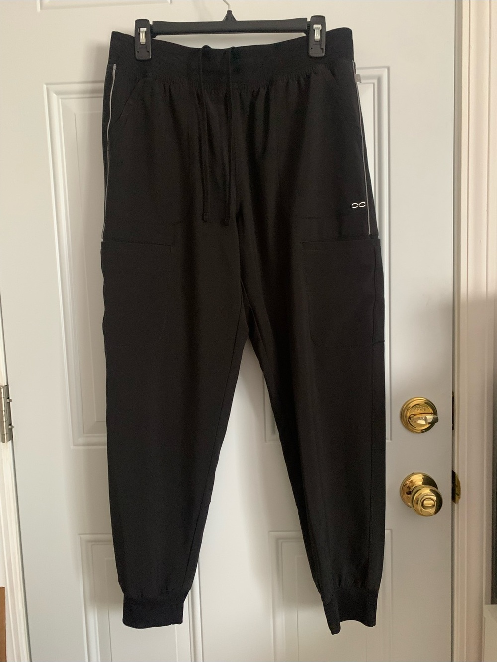 Cherokee infinity Women's 5-Pocket STRETCH Tapered Jogger Cargo Scrub Pants